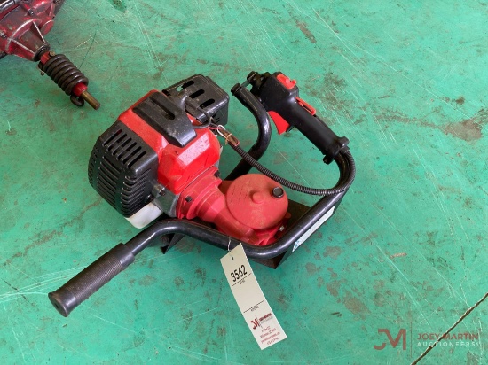 CENTRAL MACHINERY, 1.5 HORSEPOWER HAND AUGER