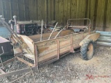 MINNEAPOLIS-MOLINE LS300 PULL TYPE SPREADER WAGON