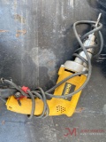 DEWALT DRILL