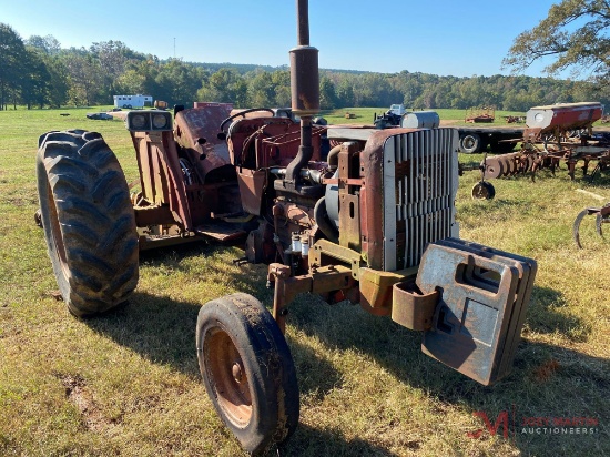INTERNATIONAL 574 D TRACTOR