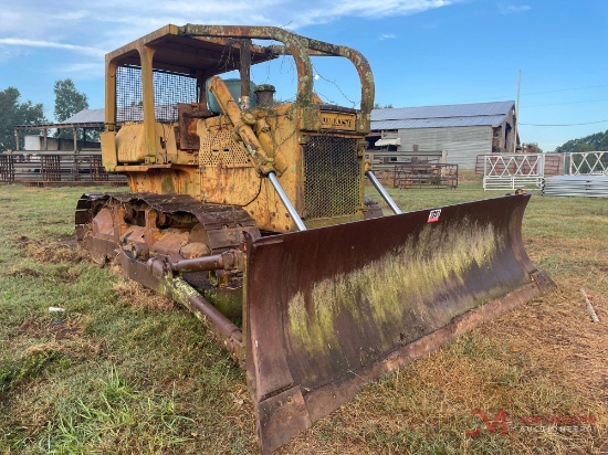 KOMATSU D65E-6 CRAWLER DOZER