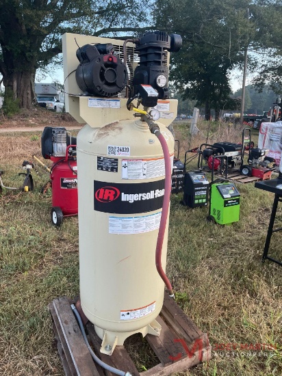 INGERSOLL RAND STAND UP AIR COMPRESSOR