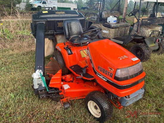 KUBOTA G2000 RIDING LAWNMOWER