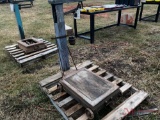ANTIQUE SCALE
