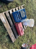 BUCKET TEETH AND TOOL BOX