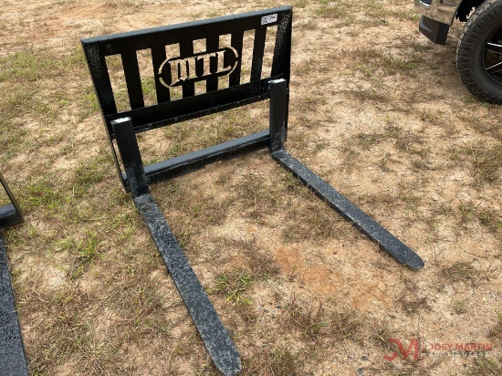 NEW MTL PALLET FORKS 45"