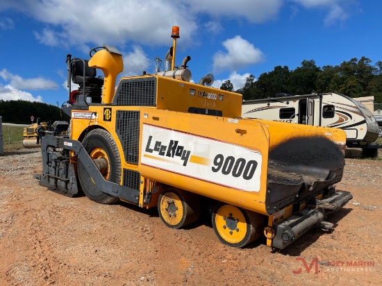2013 LEEBOY 9000 ASPHALT PAVER