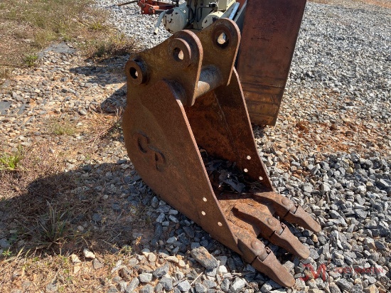 12? CP EXCAVATOR BUCKET