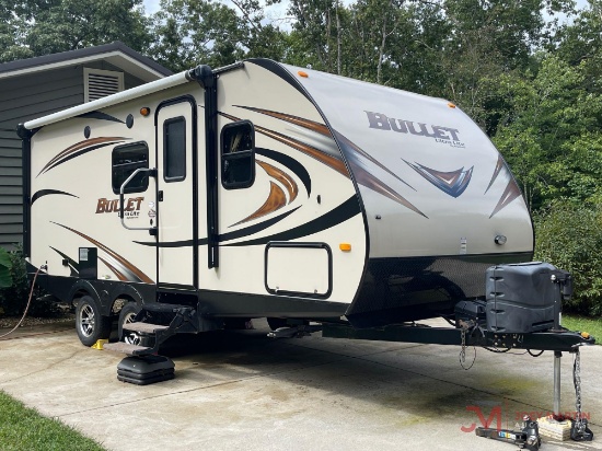 2014 KEYSTONE TRAVEL TRAILER