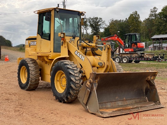 JOHN DEERE 444H