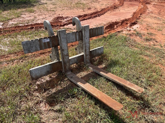 43" FORKS, QUICK CONNECT, FITS CAT IT14 LOADER