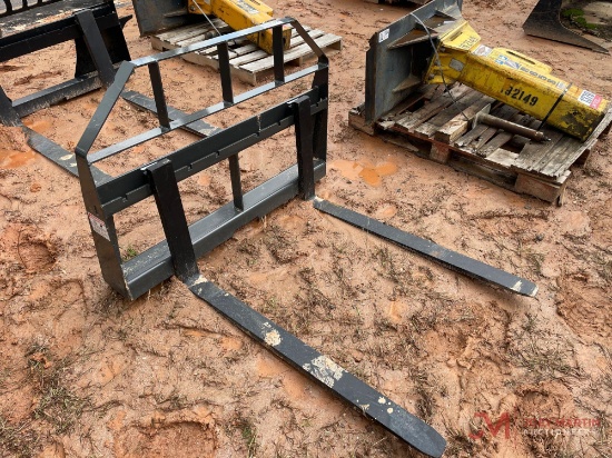 NEW 42" FORKS SKID STEER ATTACHMENT