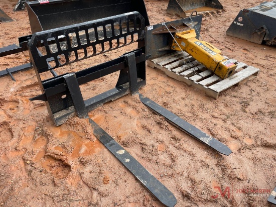 NEW 48" SKID STEER FORKS ATTACHMENT