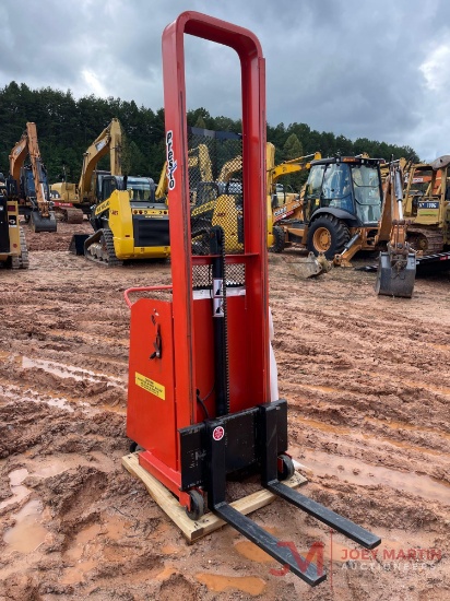 PRESTO ELECTRIC FORKLIFT