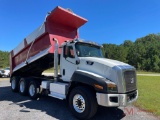 2015 CAT CT660 TRI-AXLE DUMP TRUCK