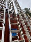 ALUMINUM LADDER