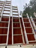 ALUMINUM LADDER