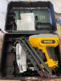 DEWALT 18V CORDLESS NAILER WITH CASE