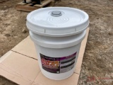 5 GALLON BUCKET OF SUPER PURPLE CLEANER/DEGREASER