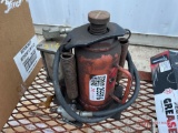 AIR OVER HYDRAULIC BOTTLE JACK
