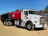 2002 KENWORTH T800 T/A FUEL & LUBE TRUCK