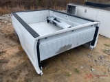 CHEVROLET SILVERADO 4X4 PICKUP BED WITH TAILGATE AND BUMPER