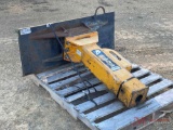 2017 ARROWHEAD R65S HYDRAULIC HAMMER W/ BIT