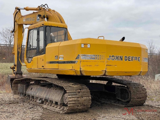 1992 DEERE 690E LC HYDRAULIC EXCAVATOR