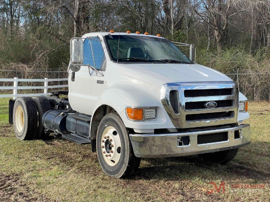 2006 FORD F650 XL SUPER DUTY CAB AND CHASSIS