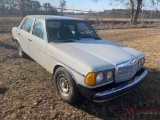 1978 MERCEDES 123D PASSENGER CAR