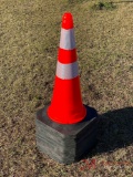 (10) NEW SAFETY CONES