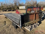 20' X 8' FLATBED, STAKE POCKETS, WOOD FLOOR, STORAGE BOX