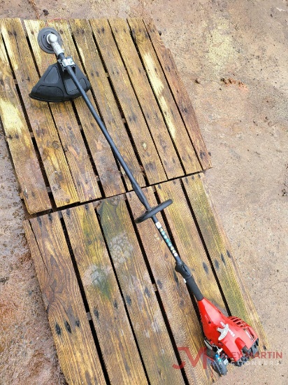 HOMELITE GAS POWERED STRAIGHT SHAFT WEED EATER