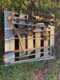 CONTENTS OF PALLET, ANTIQUE PUMP, ANTIQUE DRILL PRESS, ANTIQUE STANCHION