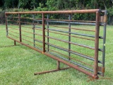 NEW 24' H.D. FREE STANDING PANEL, 8-BAR, CHAIN LATCHES, 5' 6