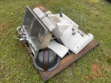 PALLET OF VARIOUS SINKS