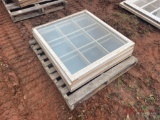 PALLET OF WINDOWS