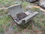 (1) 2' CONCRETE FEEDER