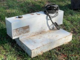 100 GALLON T-SHAPED AUX FUEL TANK W/ ELECTRIC PUMP