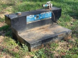 100 GALLON T-SHAPED AUX FUEL TANK W/ ELECTRIC PUMP