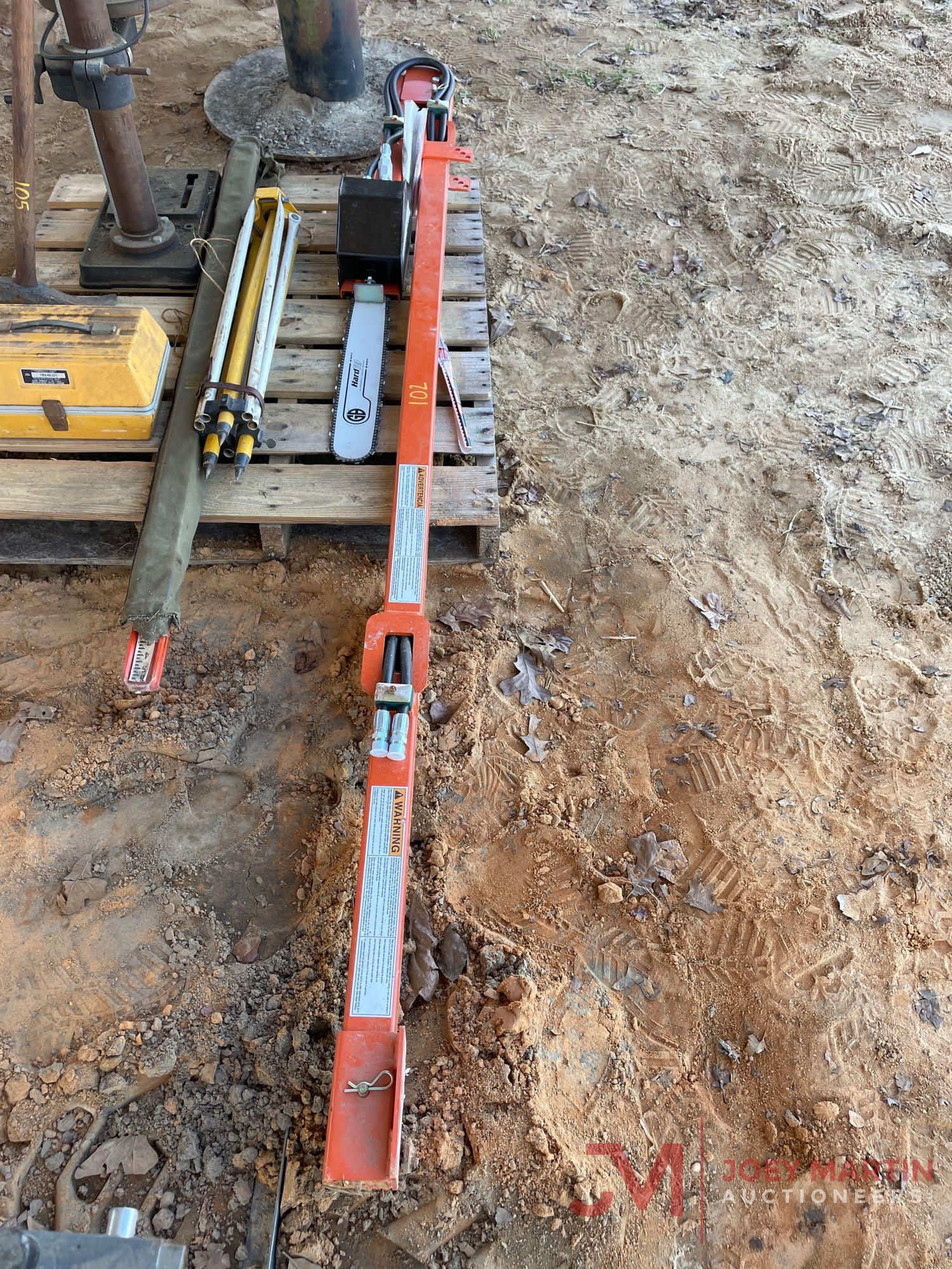 UNUSED LIMBINATOR HYDRAULIC POLE SAW Proxibid
