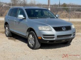 2004 VOLKSWAGEN TOUAREG SUV