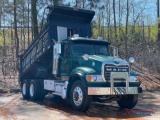 2004 MACK CV713 GRANITE T/A DUMP TRUCK