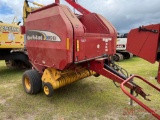 NEW HOLLAND BR740A ROUND BALER