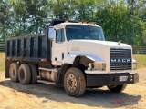 1995 MACK CH613 TANDEM DUMP TRUCK