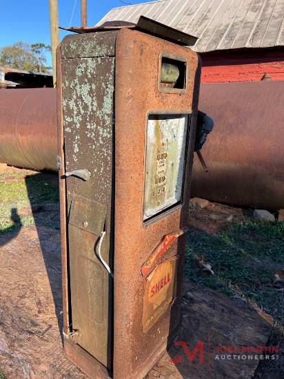 ANTIQUE SHELL / SUPER SHELL GAS PUMP