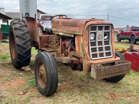 INTERNATIONAL 464 AG TRACTOR