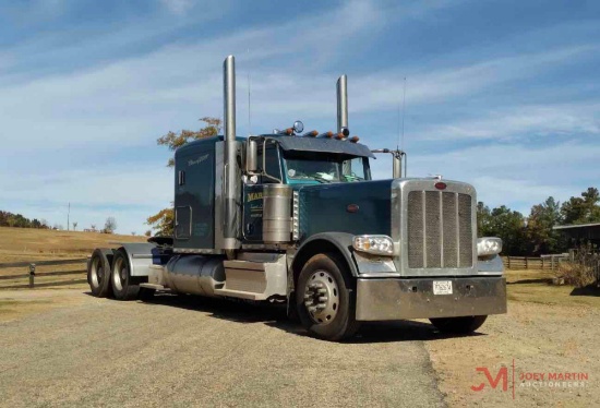 2019 PETERBILT 389 EXTENDED HOOD ROAD TRACTOR
