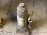 HYDRAULIC BOTTLE JACK