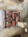 CONTENTS OF PALLET WEIGHTS, 3 POINT HITCH DRAW BAR WITH RECEIVER